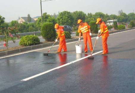 朝阳 彩色路面喷漆维修改色的使用寿命有多长？